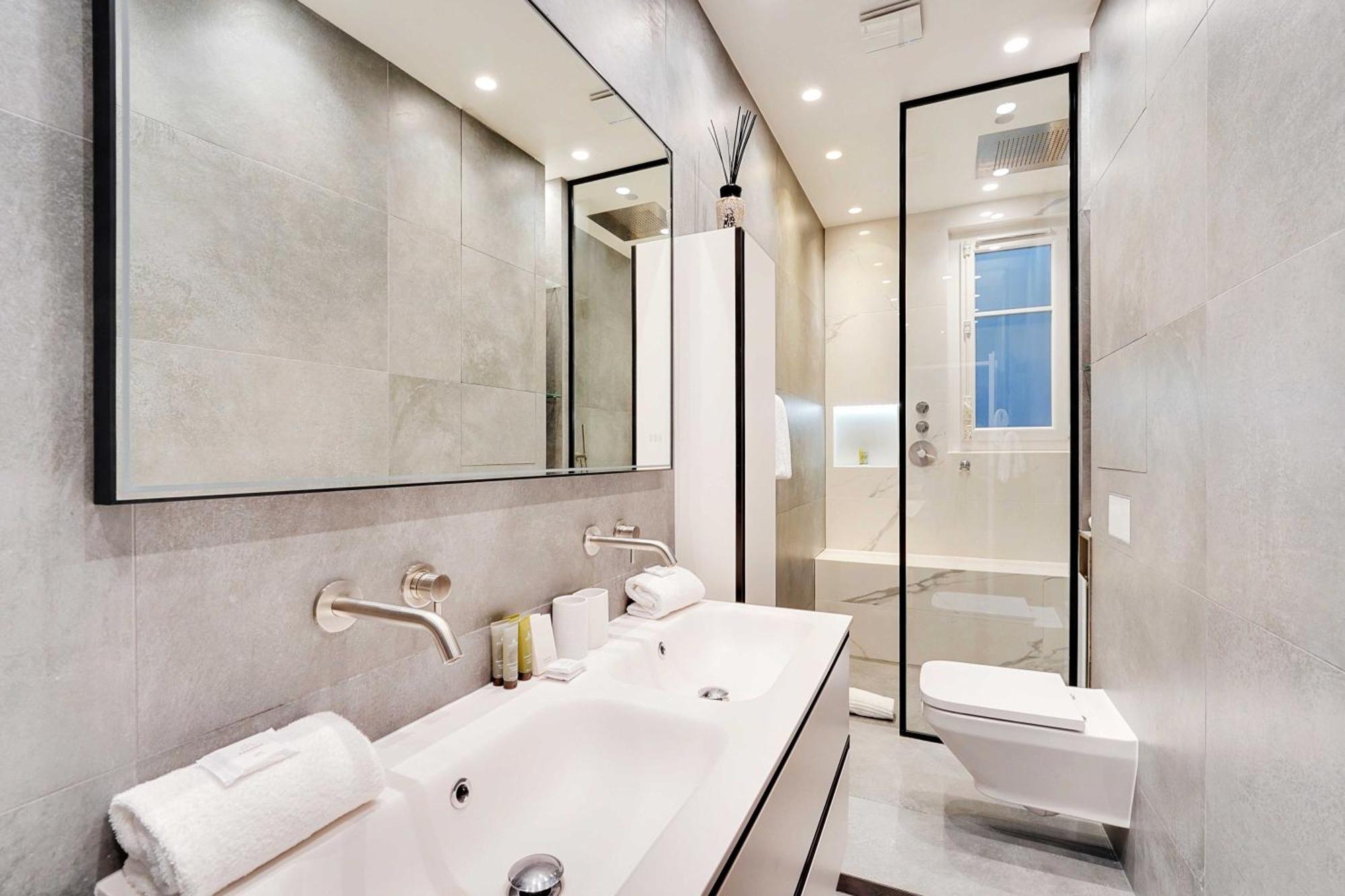 Beautiful Apt - 2bd-4p -16eme-avenue Foch Appartamento